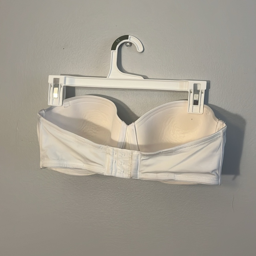 Strapless Bra - Picture 2 of 3